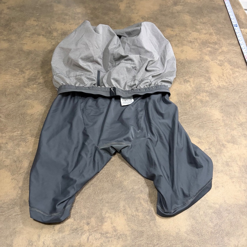 Nike Dri-FIT Stride Shorts Mens Medium Gray 7in 2-in-1 Running CT7943-068 - Picture 7 of 10